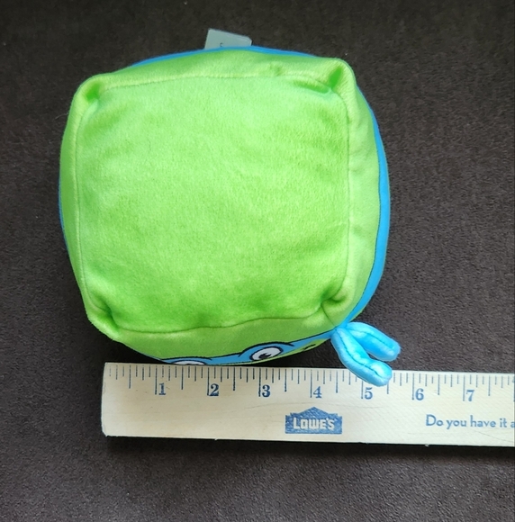 🐢💚 Teenage Mutant Ninja Turtles Plush Cube – 6-Inch Green Turtle Pre-Owned - Picture 12 of 12
